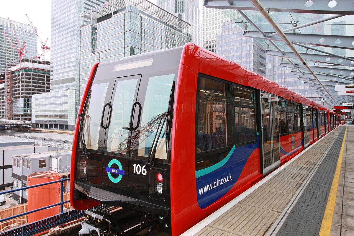 Kestrel history - 2009 DLR goes live